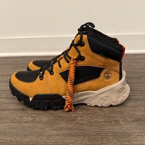 Timberland MOTION SCRAMBLE MID LACE WATERDROOP WHEAT NUBUCK sz 11.5, 13